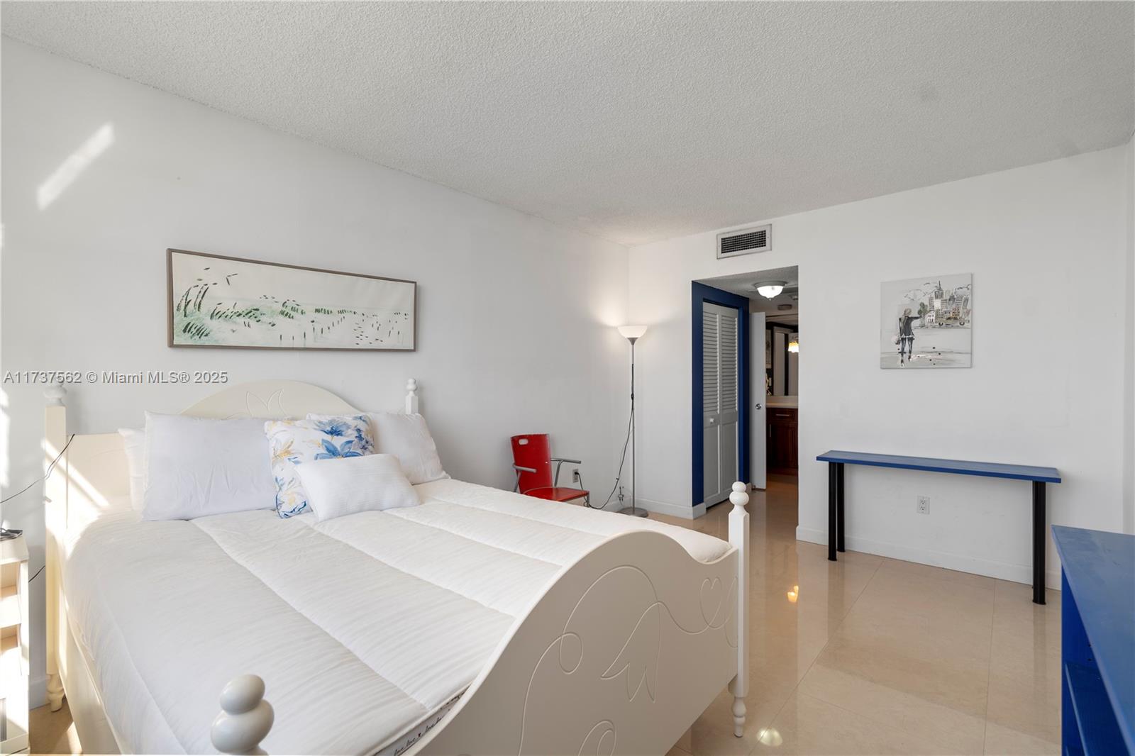 ARLEN HOUSE CONDO - Residential
