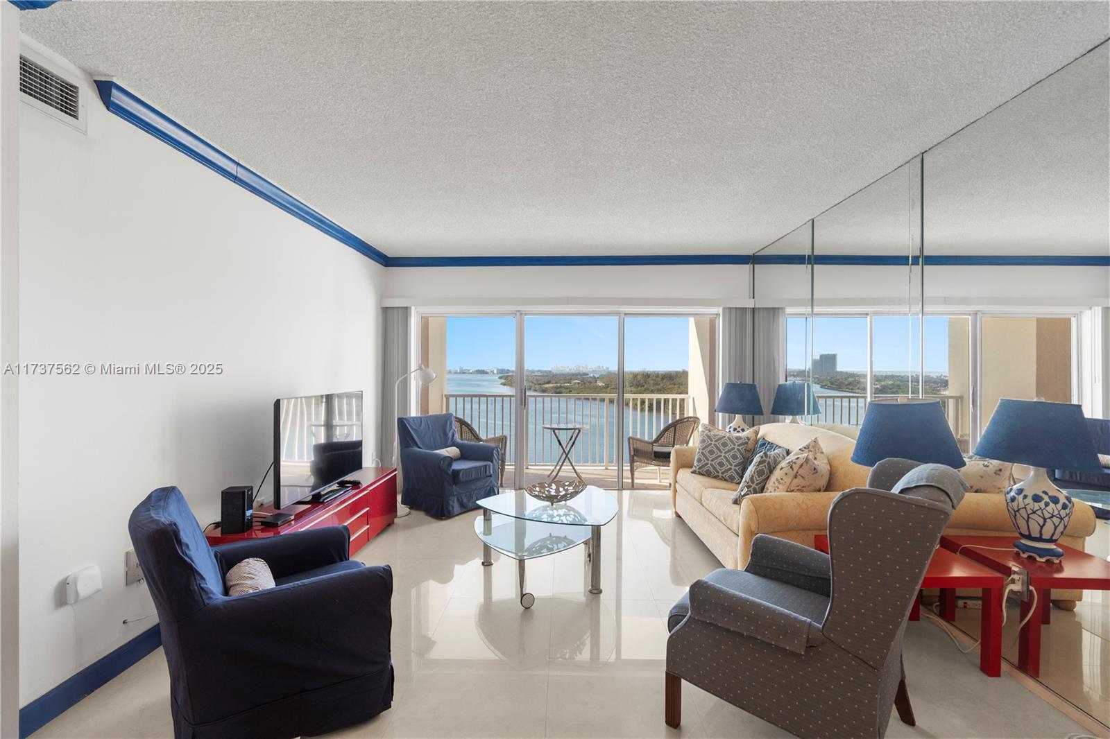 ARLEN HOUSE CONDO - Residential