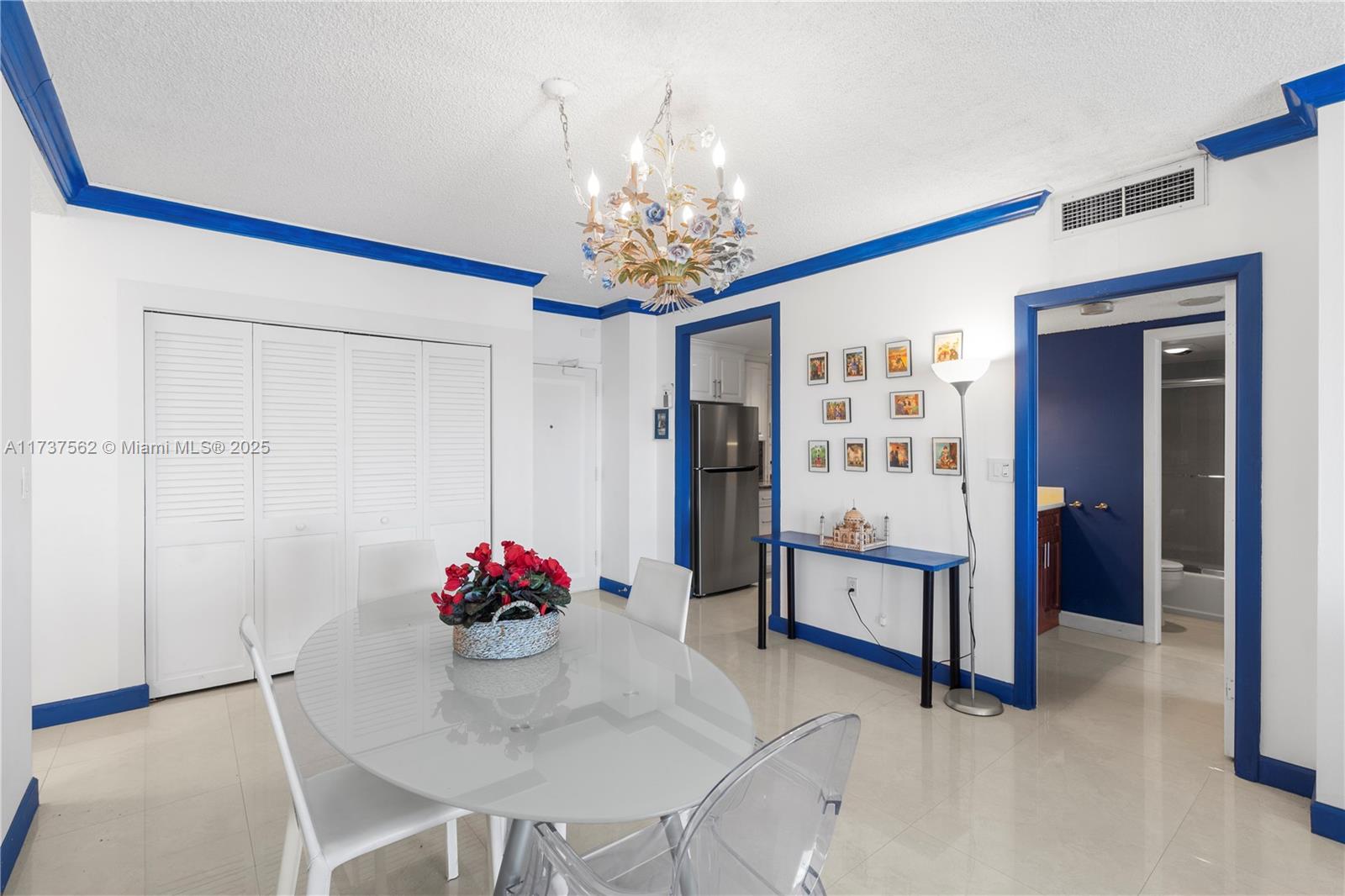ARLEN HOUSE CONDO - Residential