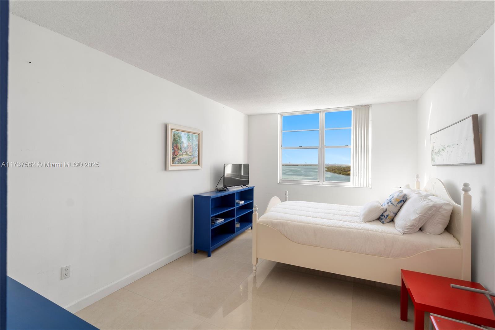 ARLEN HOUSE CONDO - Residential