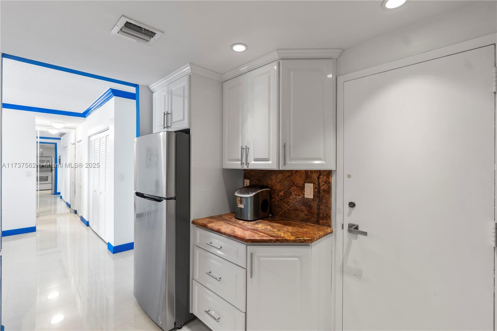 ARLEN HOUSE CONDO - Residential