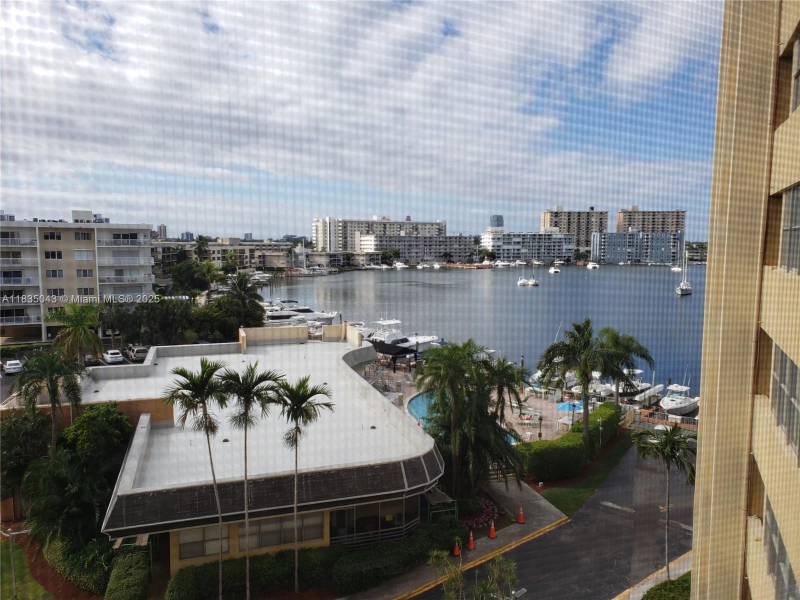 LAKE POINT TOWER CONDOMIN - Residential Lease