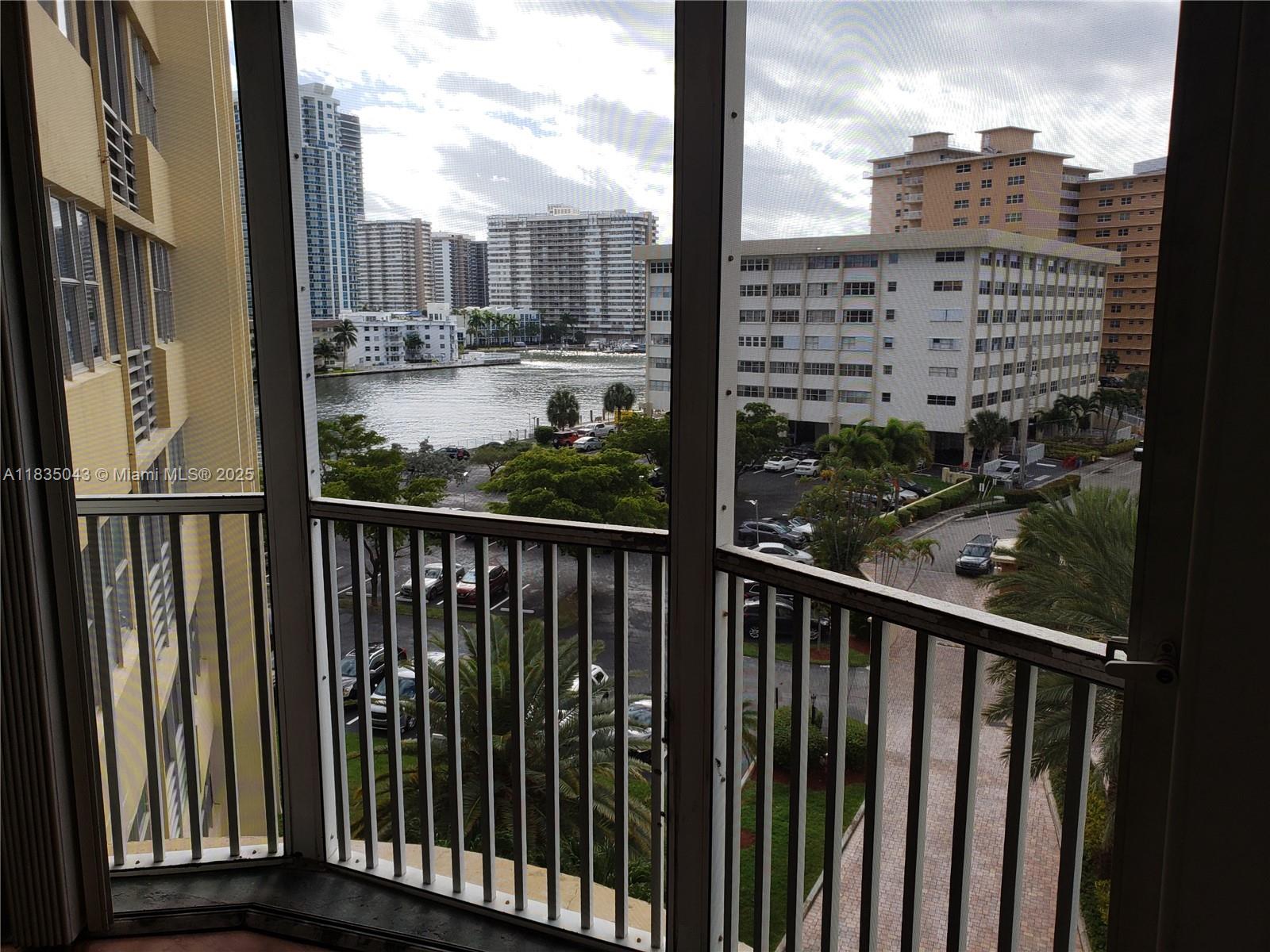 LAKE POINT TOWER CONDOMIN - Residential Lease