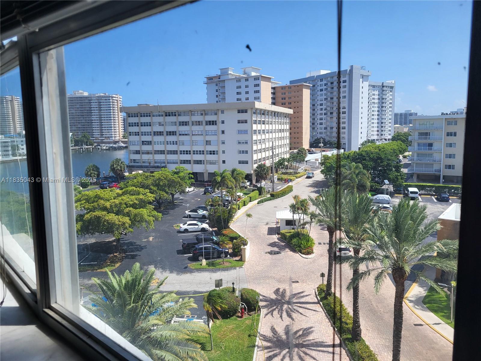 LAKE POINT TOWER CONDOMIN - Residential Lease