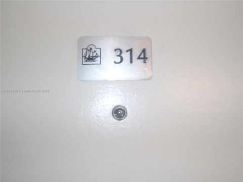  Miami Beach FL 33141