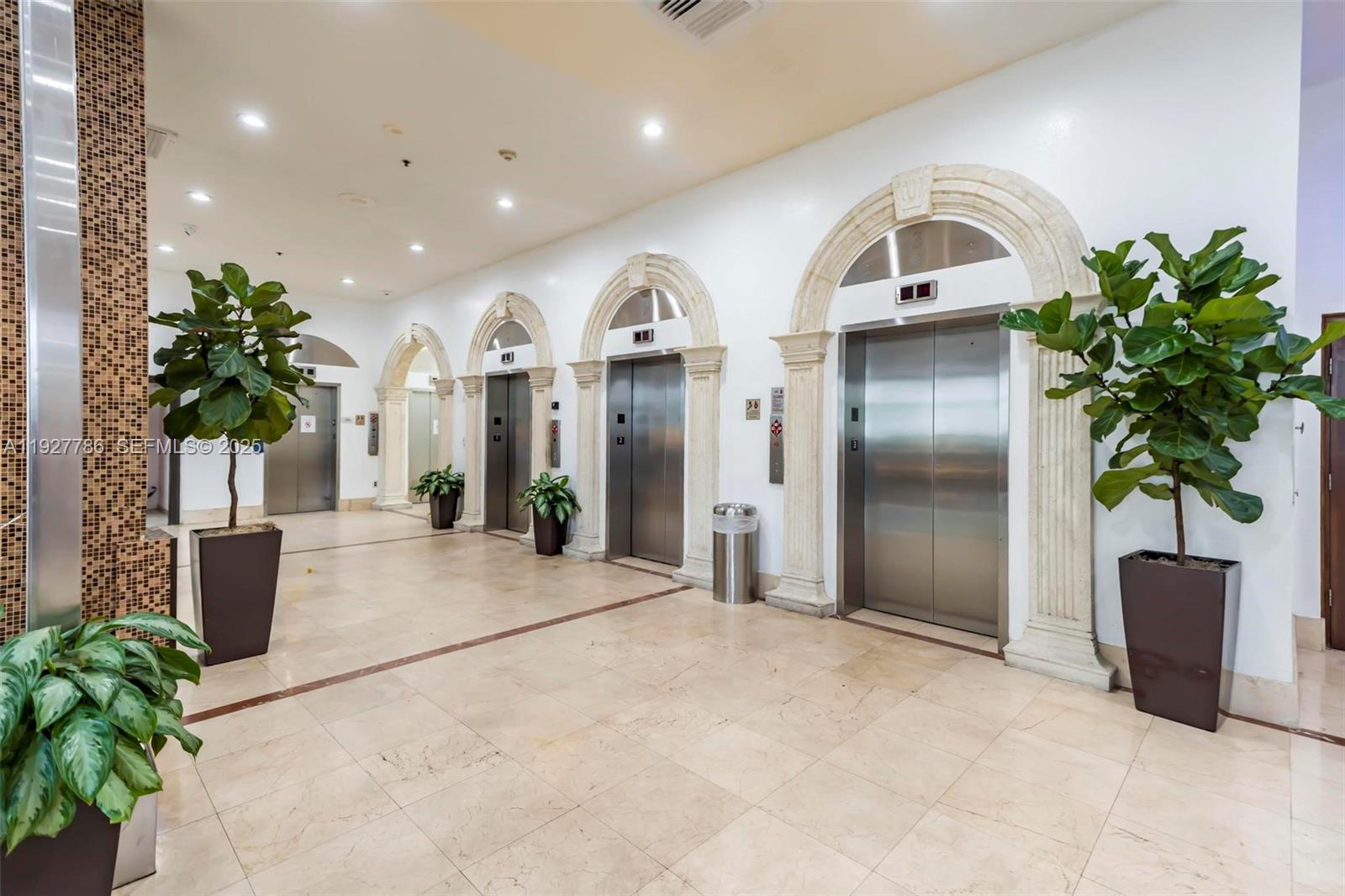 THE AVENTURA BEACH CLUB C - Residential Lease