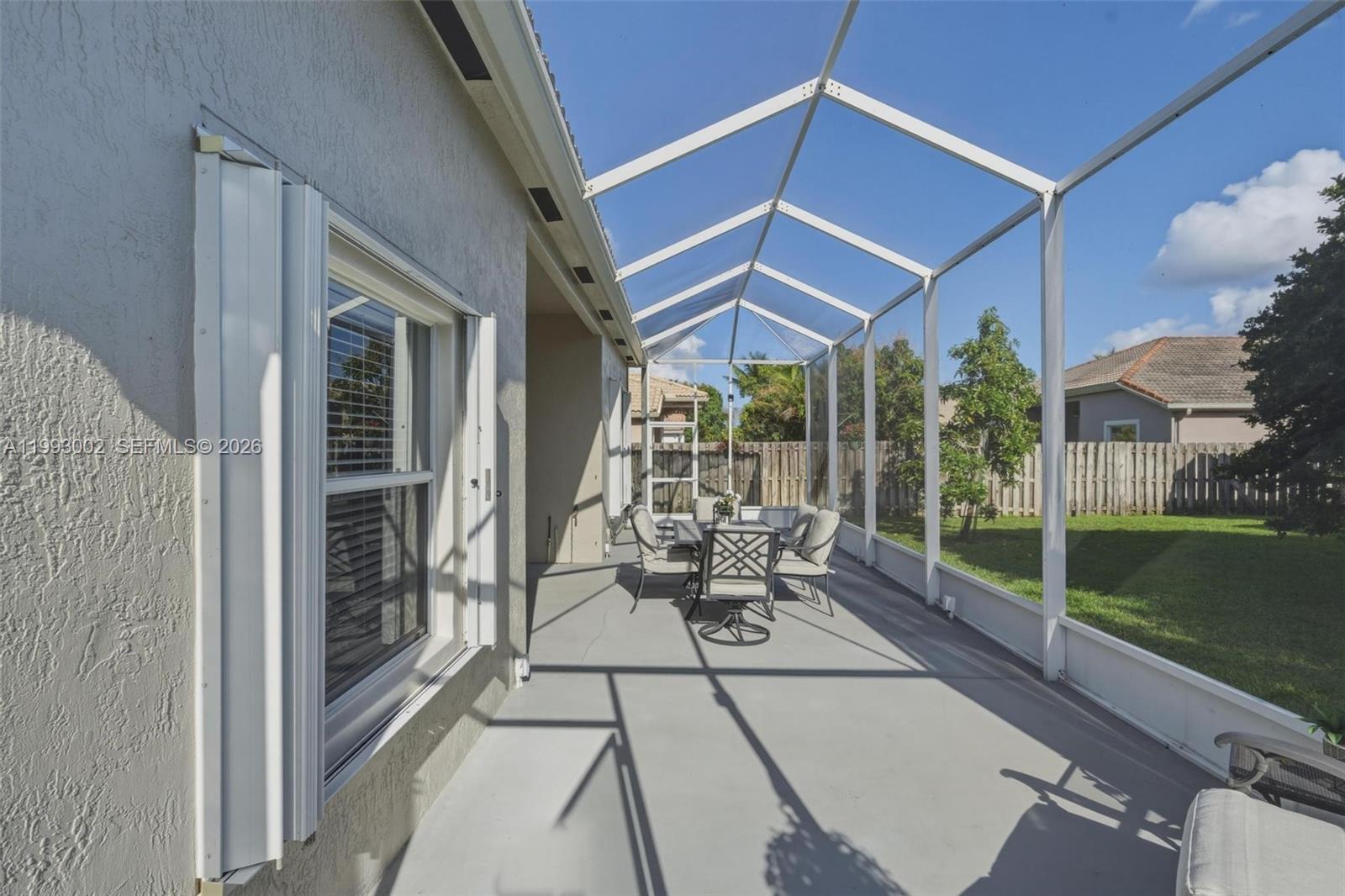 PEMBROKE FALLS - Residential