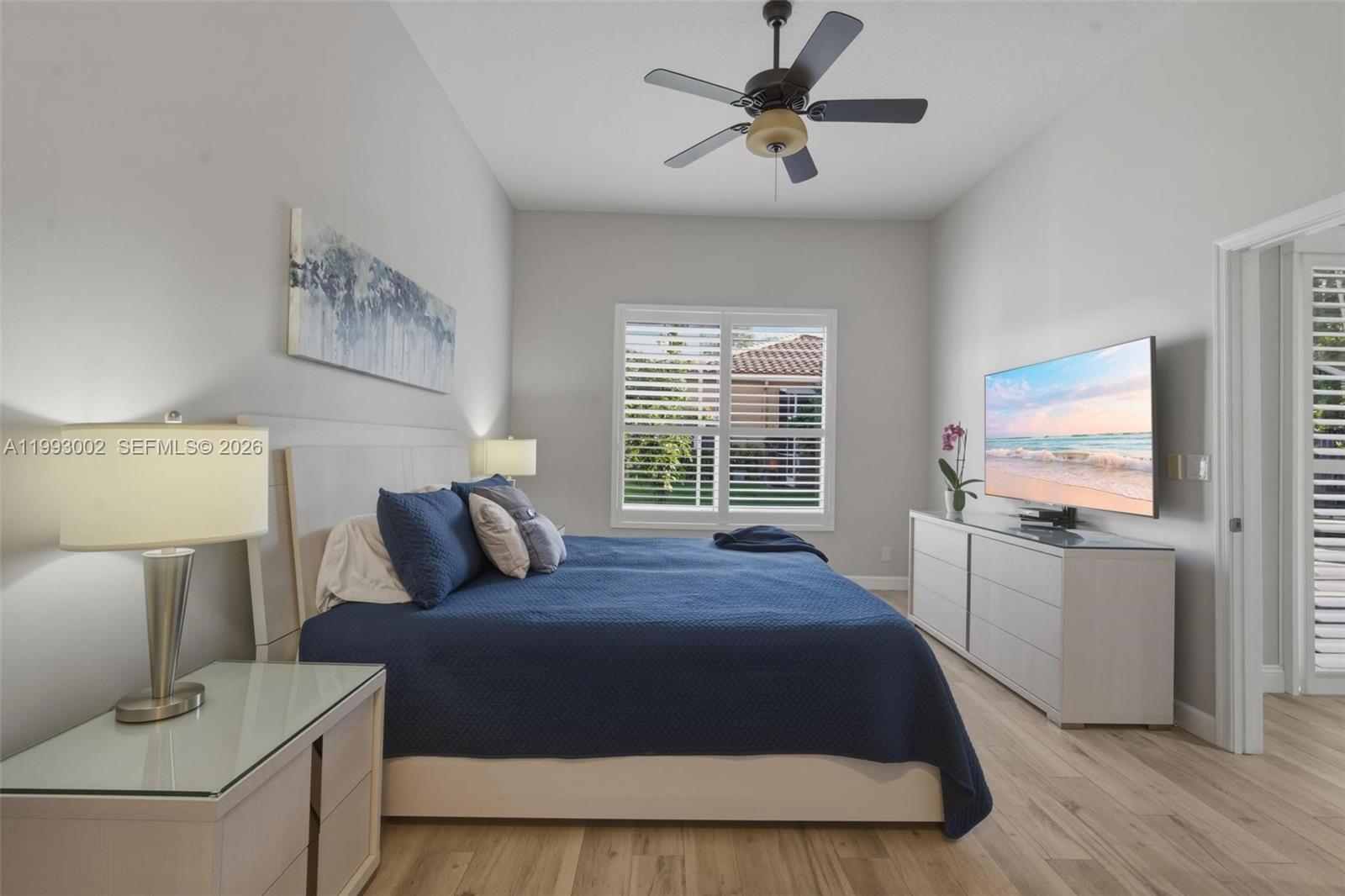 PEMBROKE FALLS - Residential