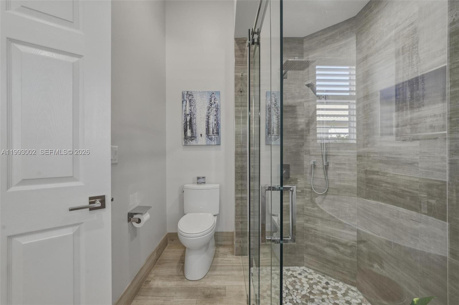 PEMBROKE FALLS - Residential