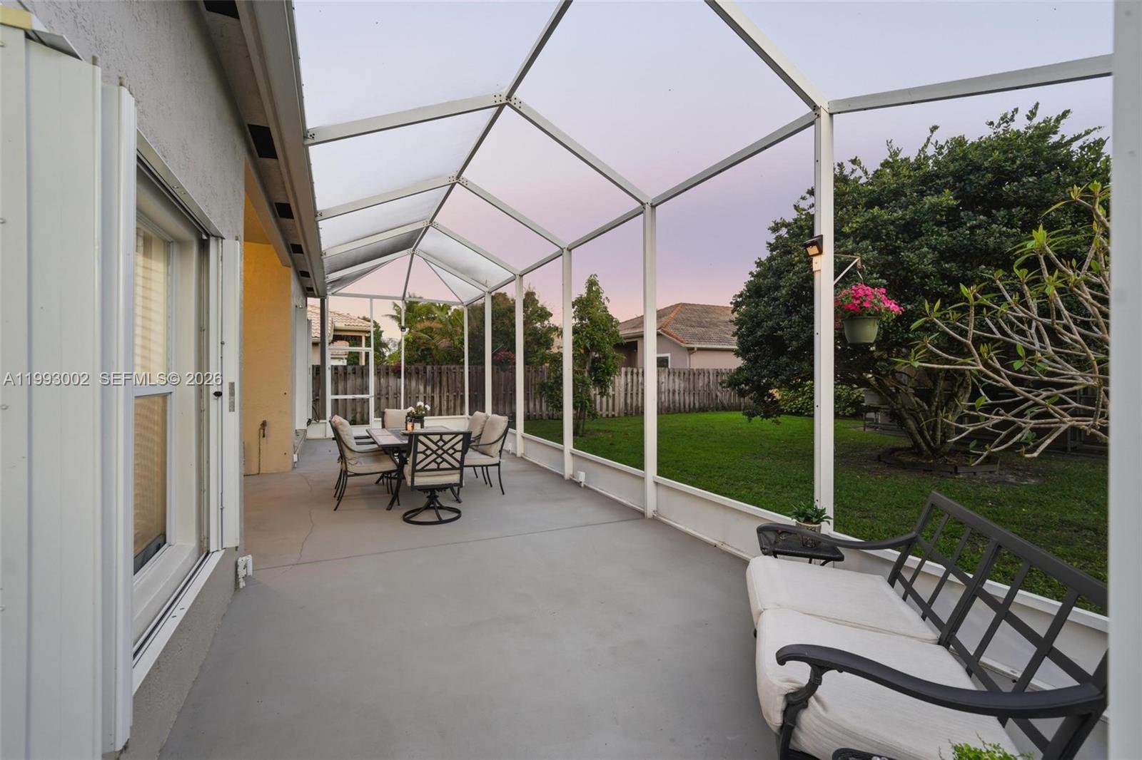 PEMBROKE FALLS - Residential