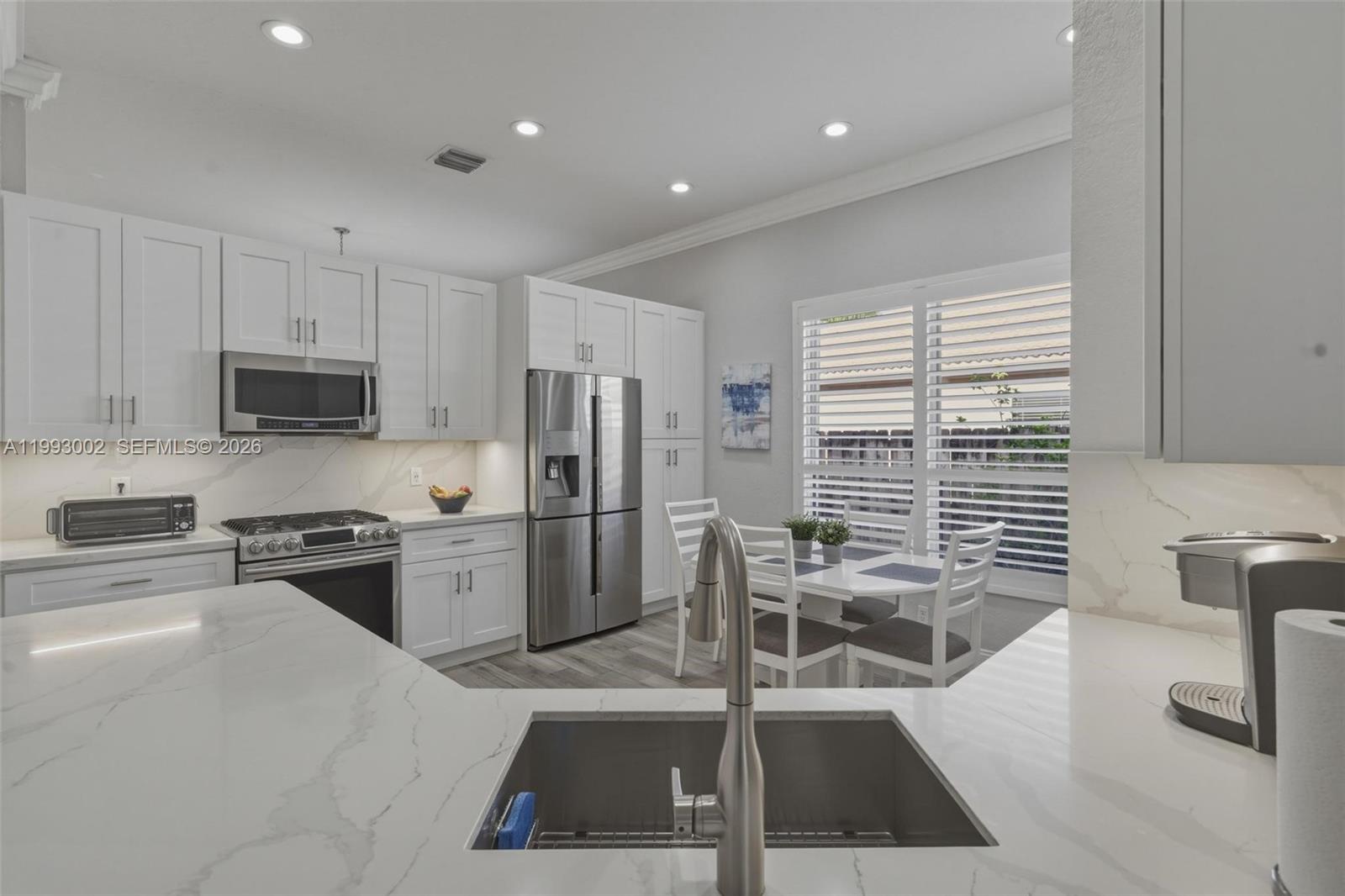 PEMBROKE FALLS - Residential