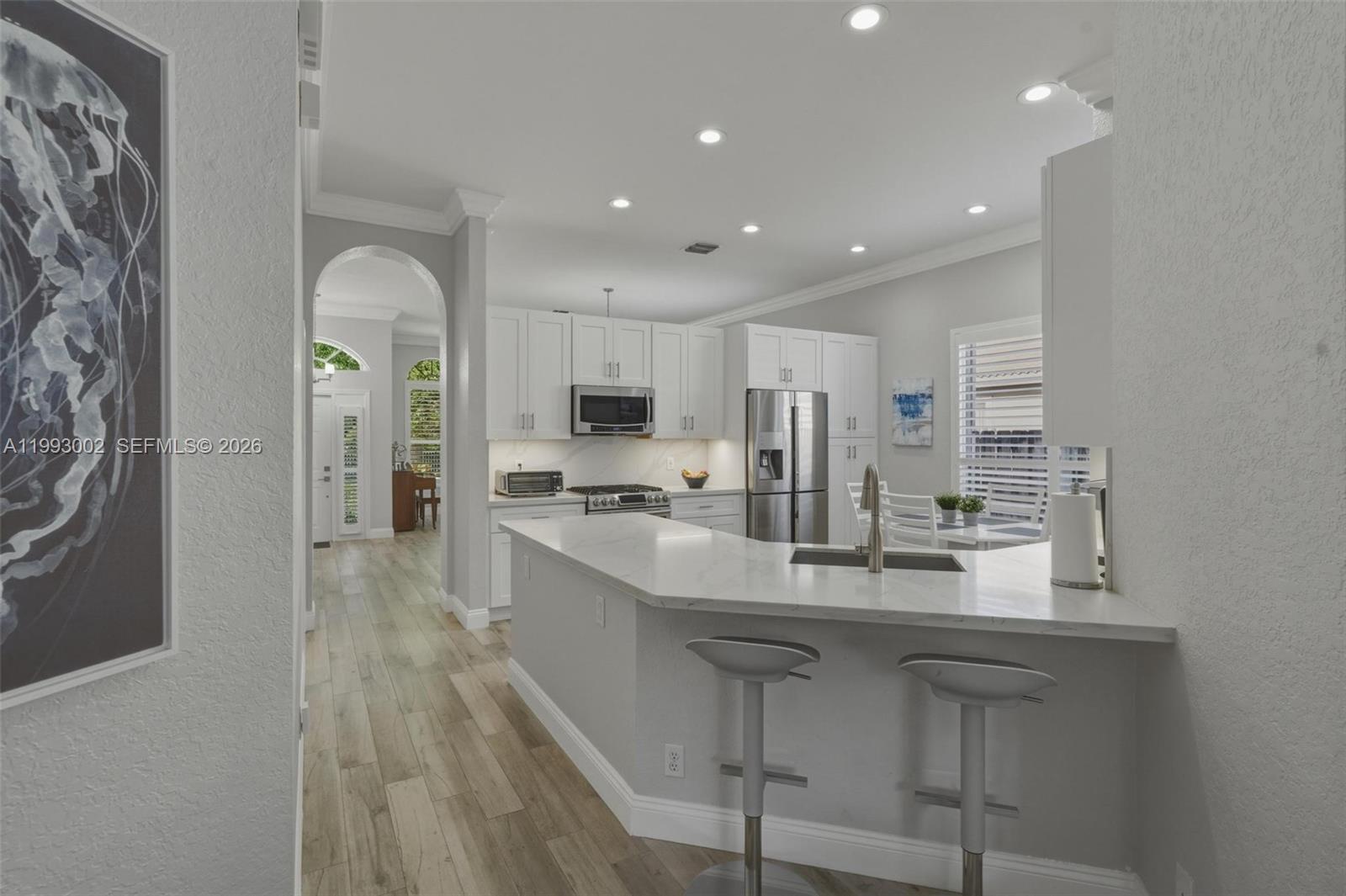 PEMBROKE FALLS - Residential