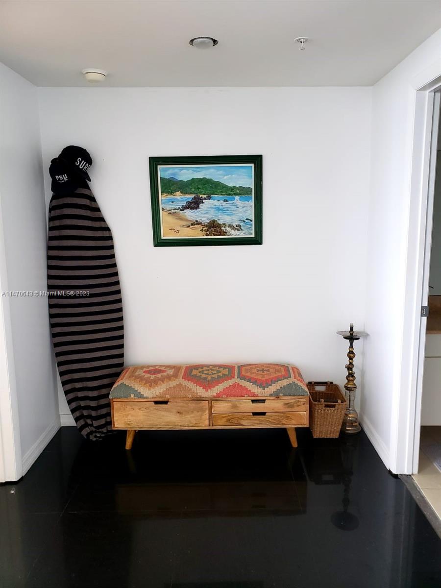 BLUE BAY TOWER CONDO - Residential Lease
