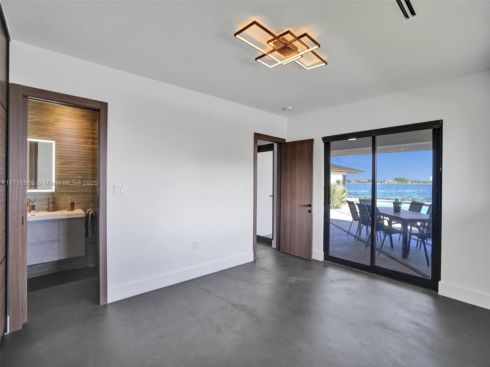 SANS SOUCI ESTATES - Residential