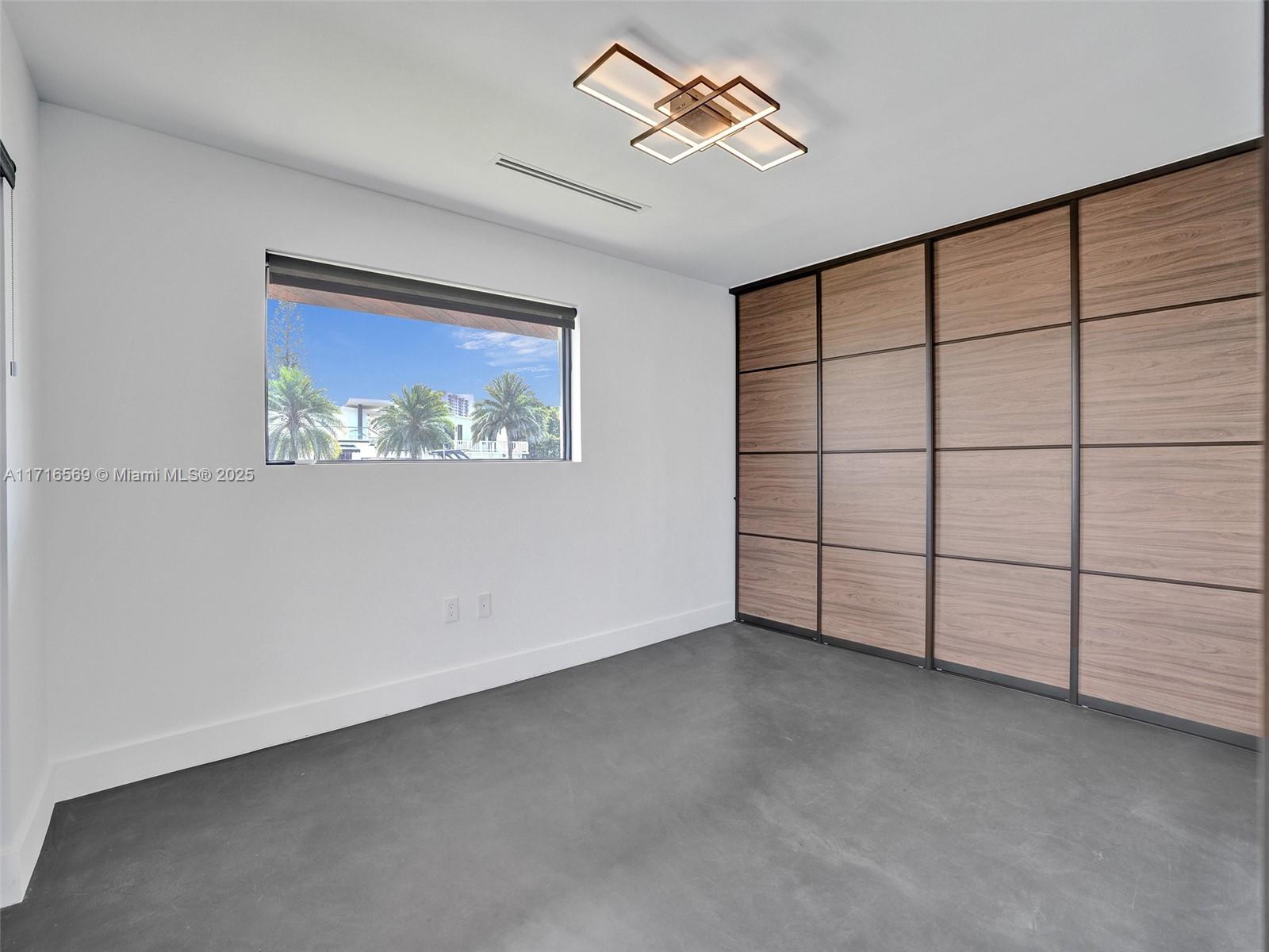 SANS SOUCI ESTATES - Residential