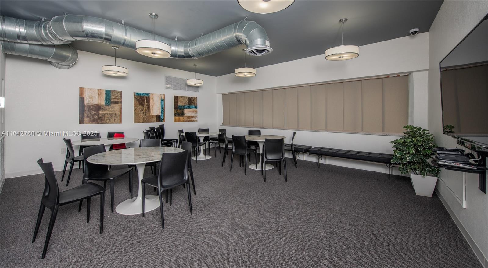 OCEAN VIEW TOWERS CONDO - Residential Lease