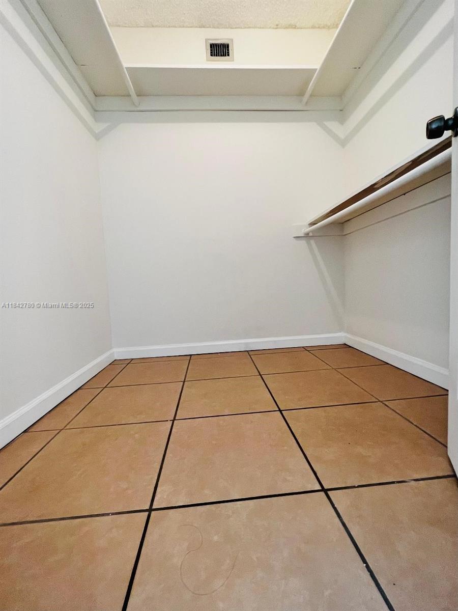 OCEAN VIEW TOWERS CONDO - Residential Lease