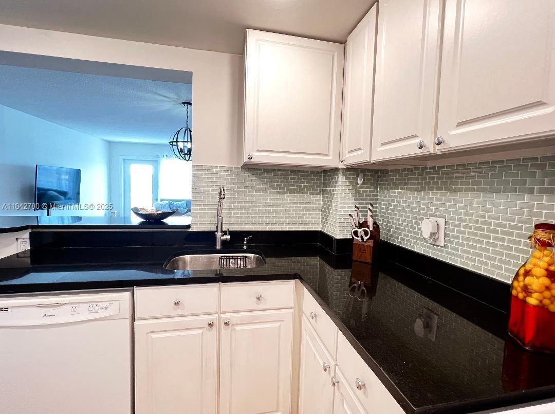 OCEAN VIEW TOWERS CONDO - Residential Lease