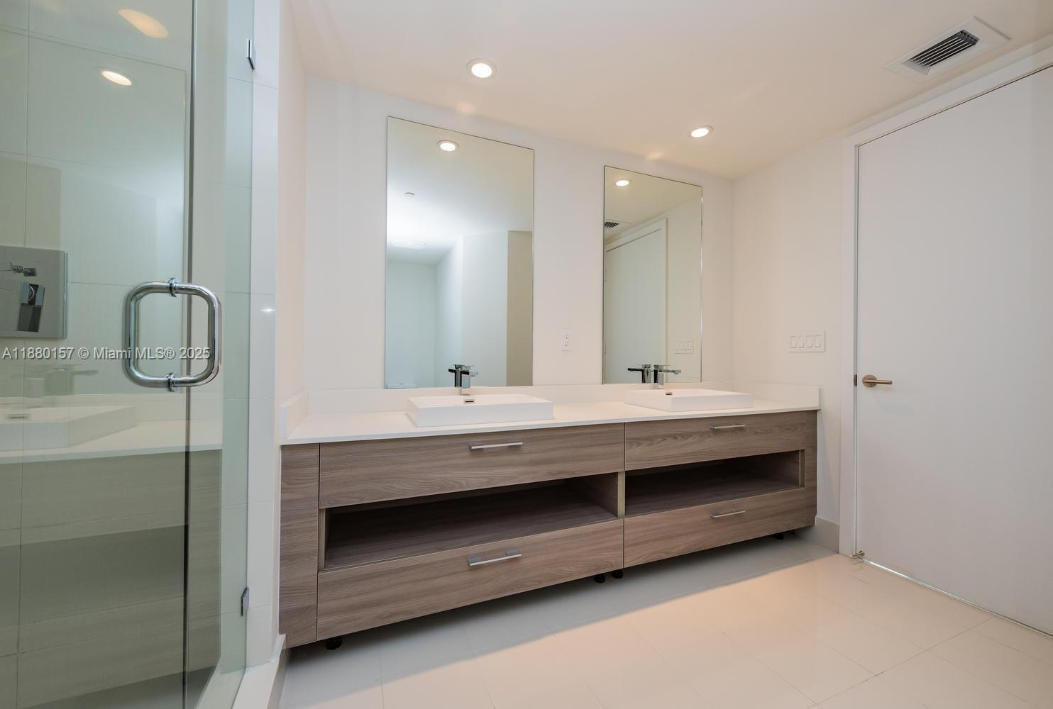 SLS Brickell Residences - Residential Lease