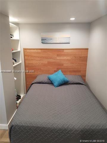 PRESIDENT OF PALM BEACH C - Residential Lease