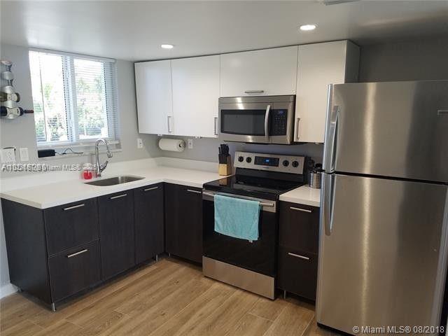 PRESIDENT OF PALM BEACH C - Residential Lease