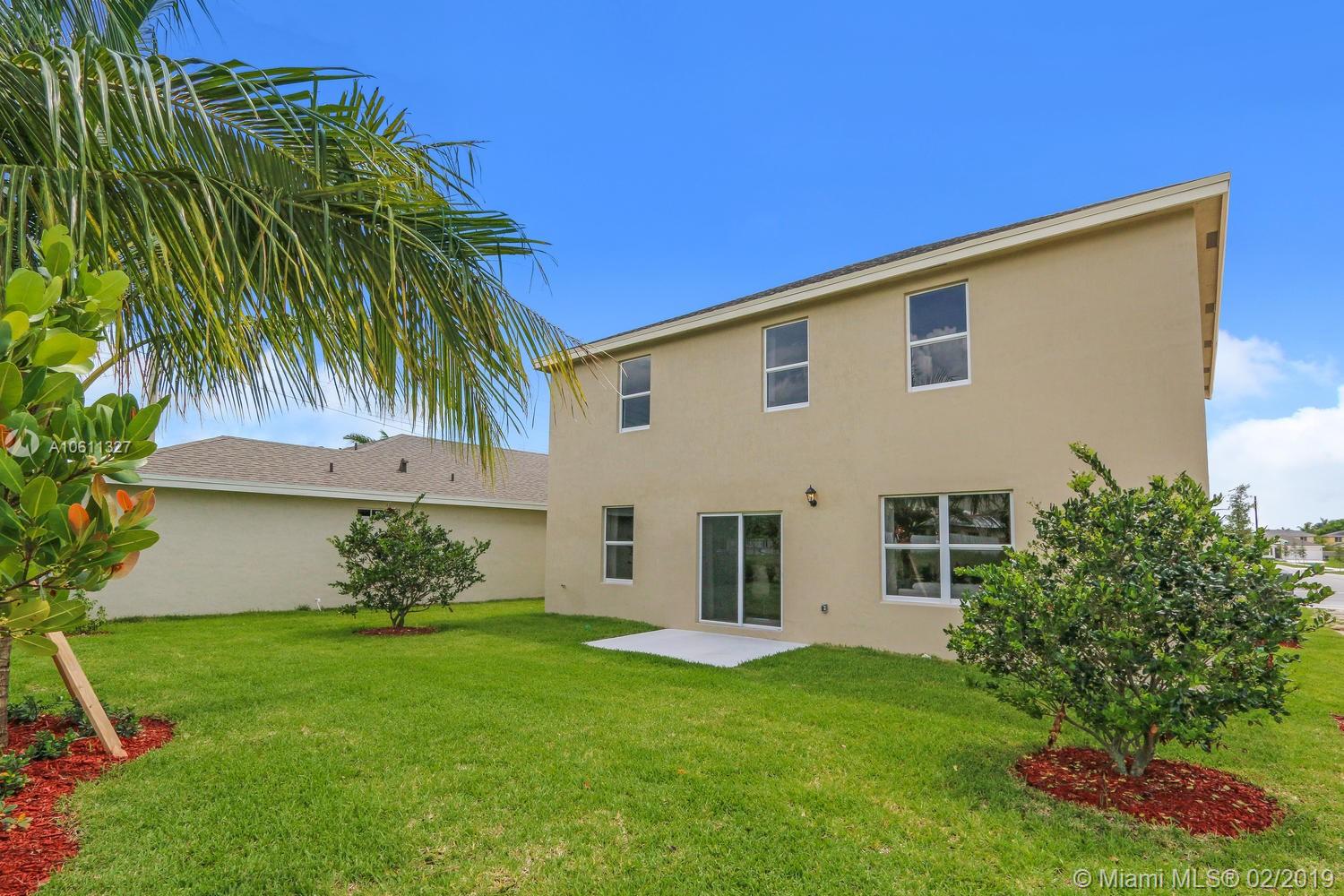 BAY GARDENS - Residential