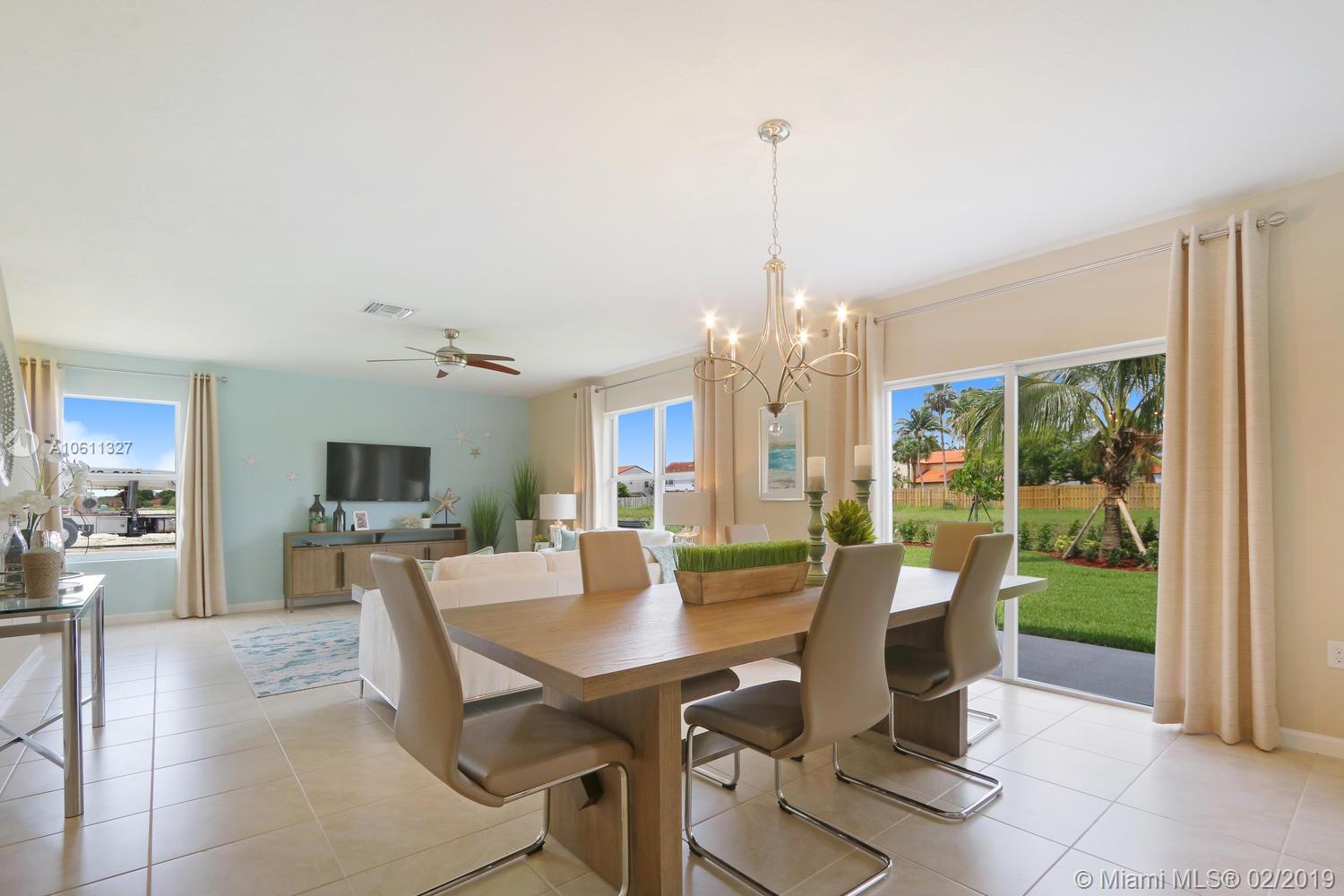 BAY GARDENS - Residential