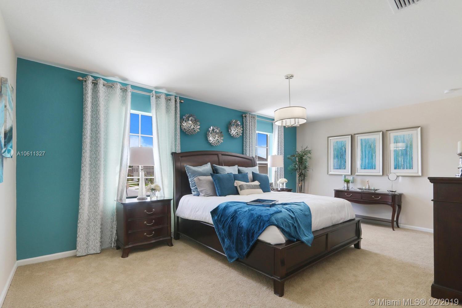 BAY GARDENS - Residential