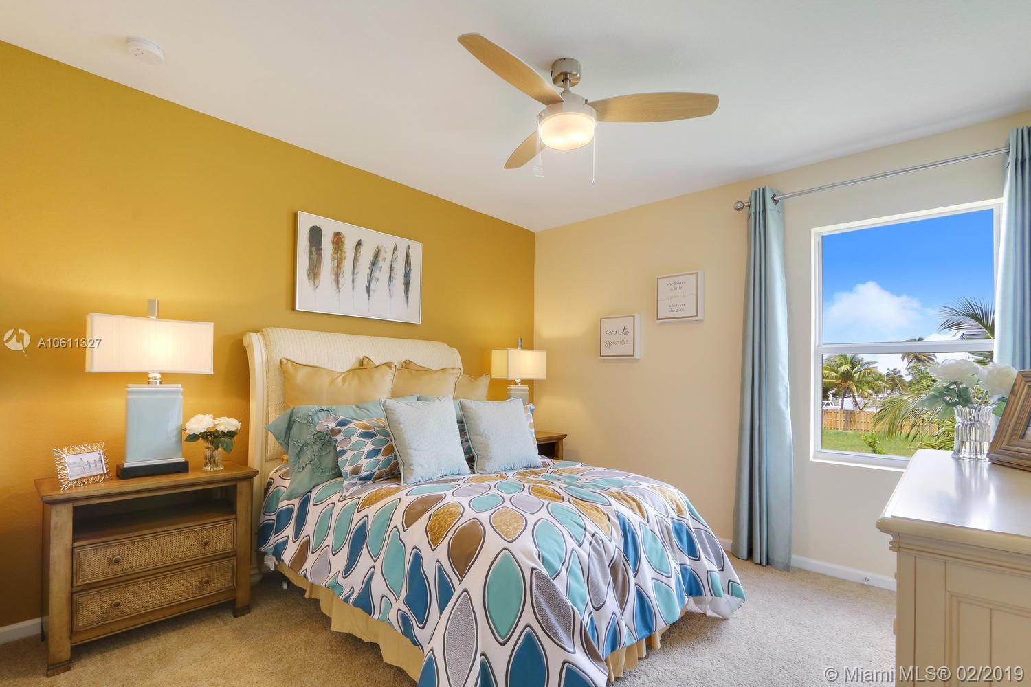 BAY GARDENS - Residential