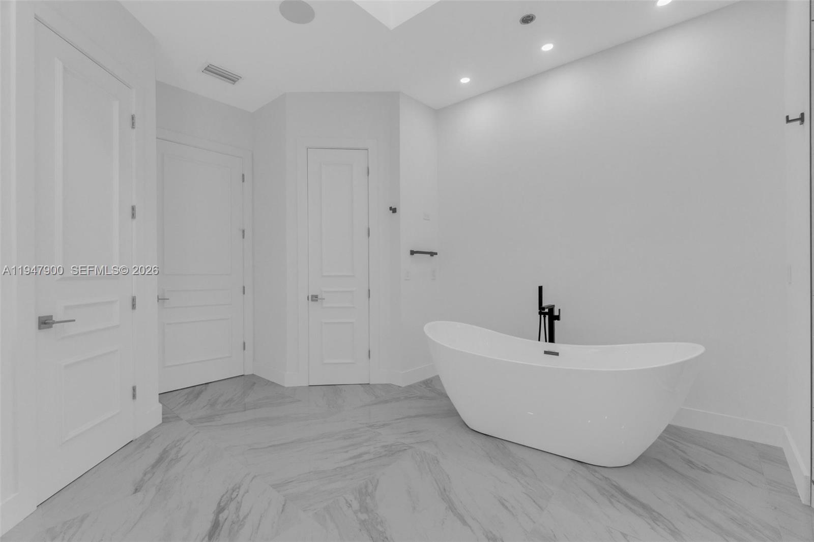 BELMONT LAKES AT DAVIE - Residential