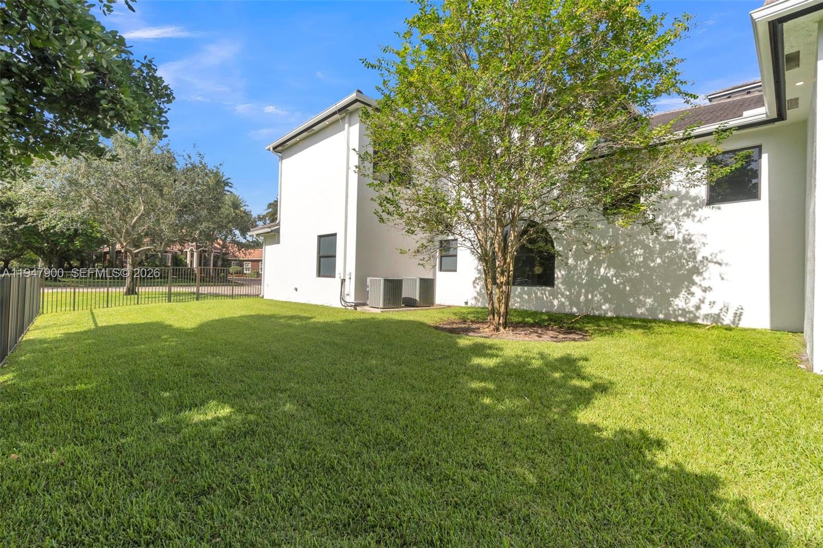 BELMONT LAKES AT DAVIE - Residential