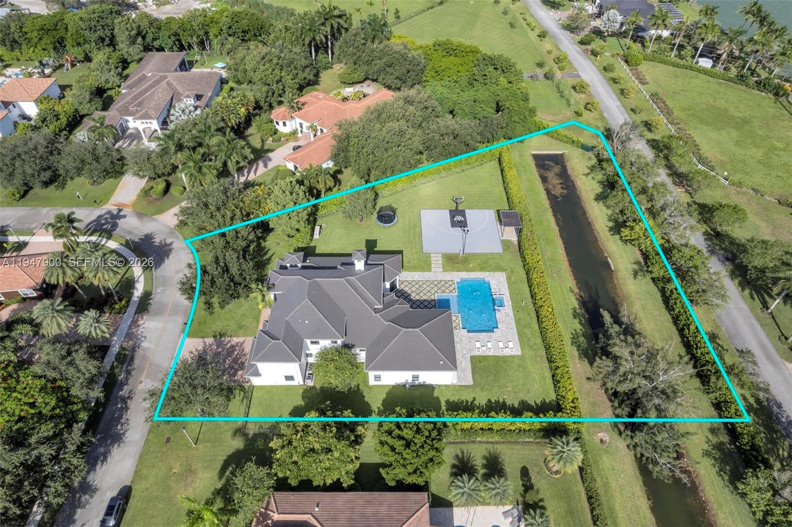 BELMONT LAKES AT DAVIE - Residential