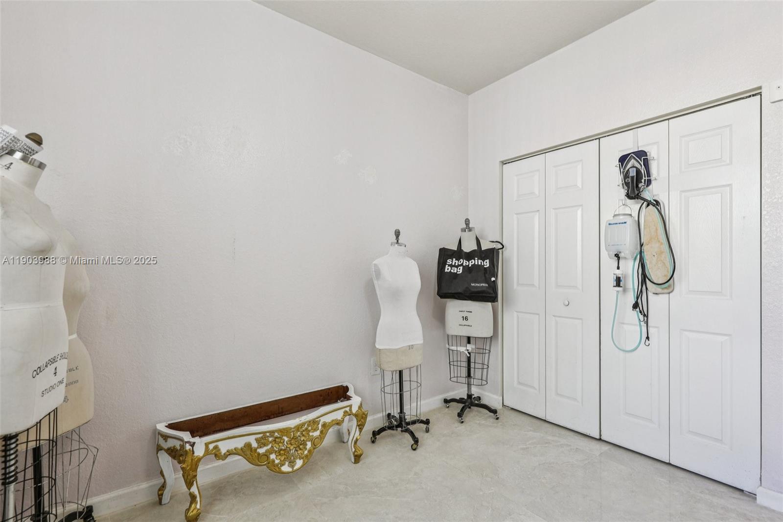 LAKES BY THE BAY FAYE REP - Residential