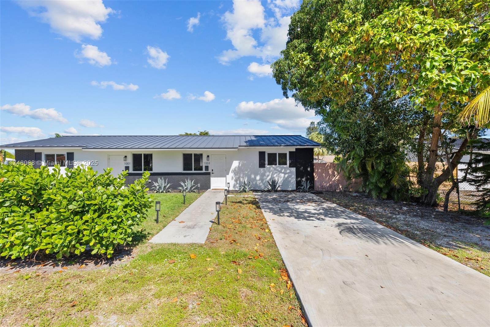 1003 NE 110th St 1003