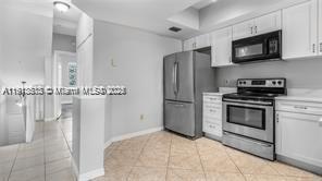 VILLAS DE TUSCANY CONDO - Residential Lease