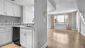 VILLAS DE TUSCANY CONDO - Residential Lease