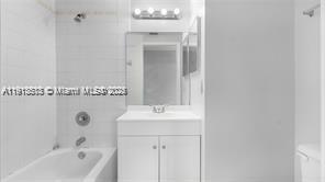 VILLAS DE TUSCANY CONDO - Residential Lease