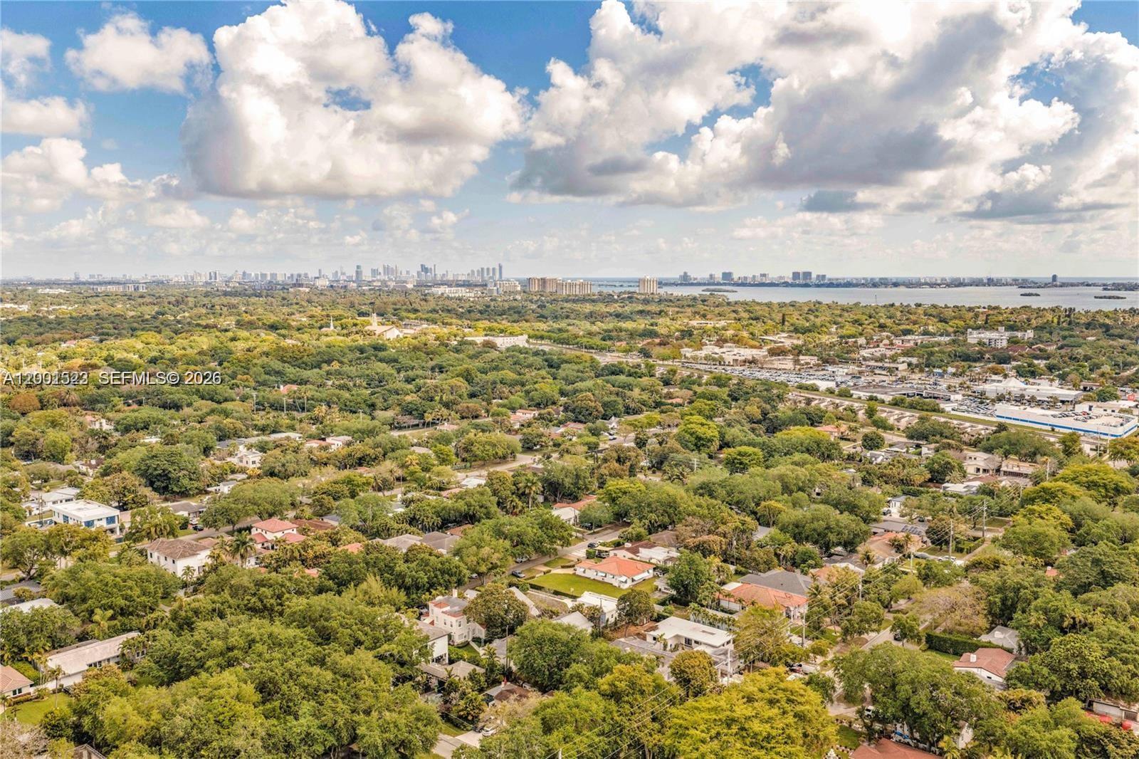 EL PORTAL SEC 7 - Residential Lease