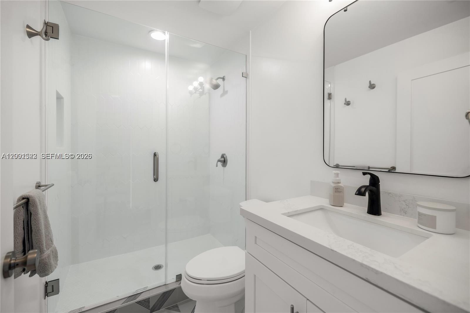 EL PORTAL SEC 7 - Residential Lease