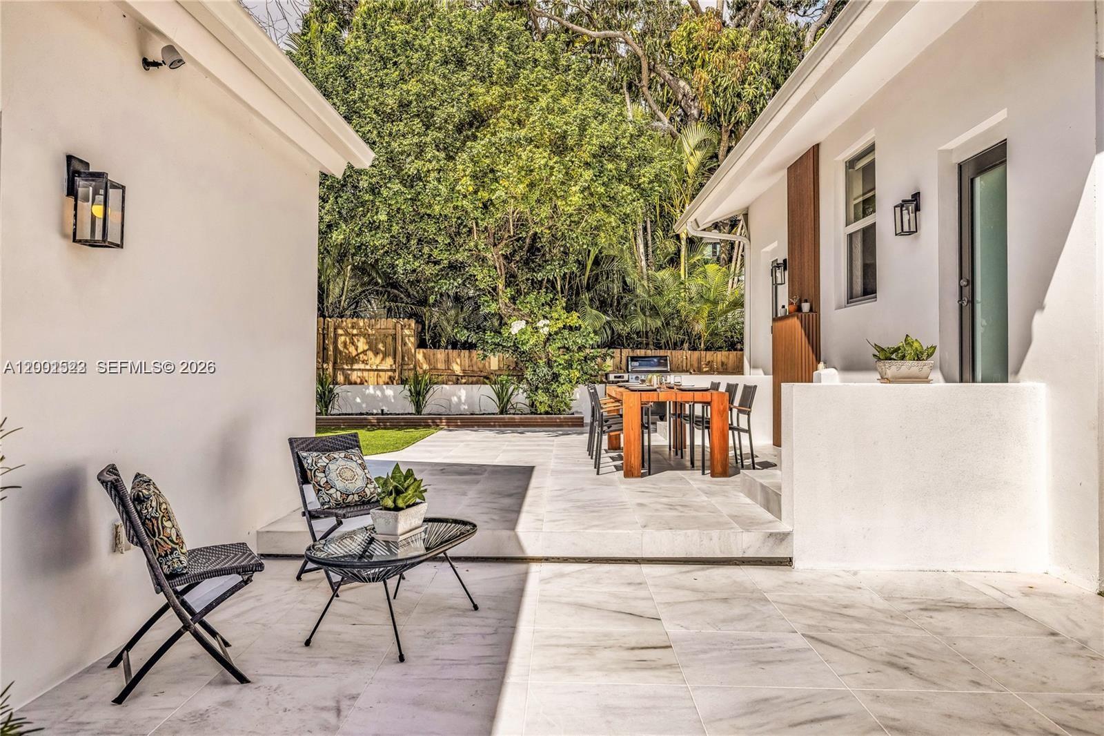 EL PORTAL SEC 7 - Residential Lease