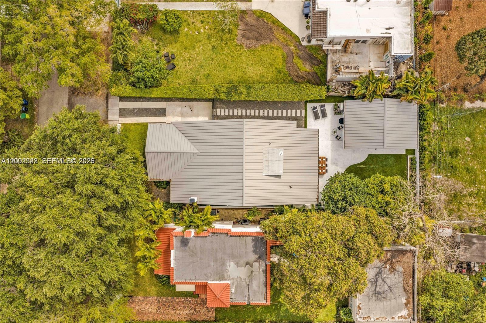 EL PORTAL SEC 7 - Residential Lease