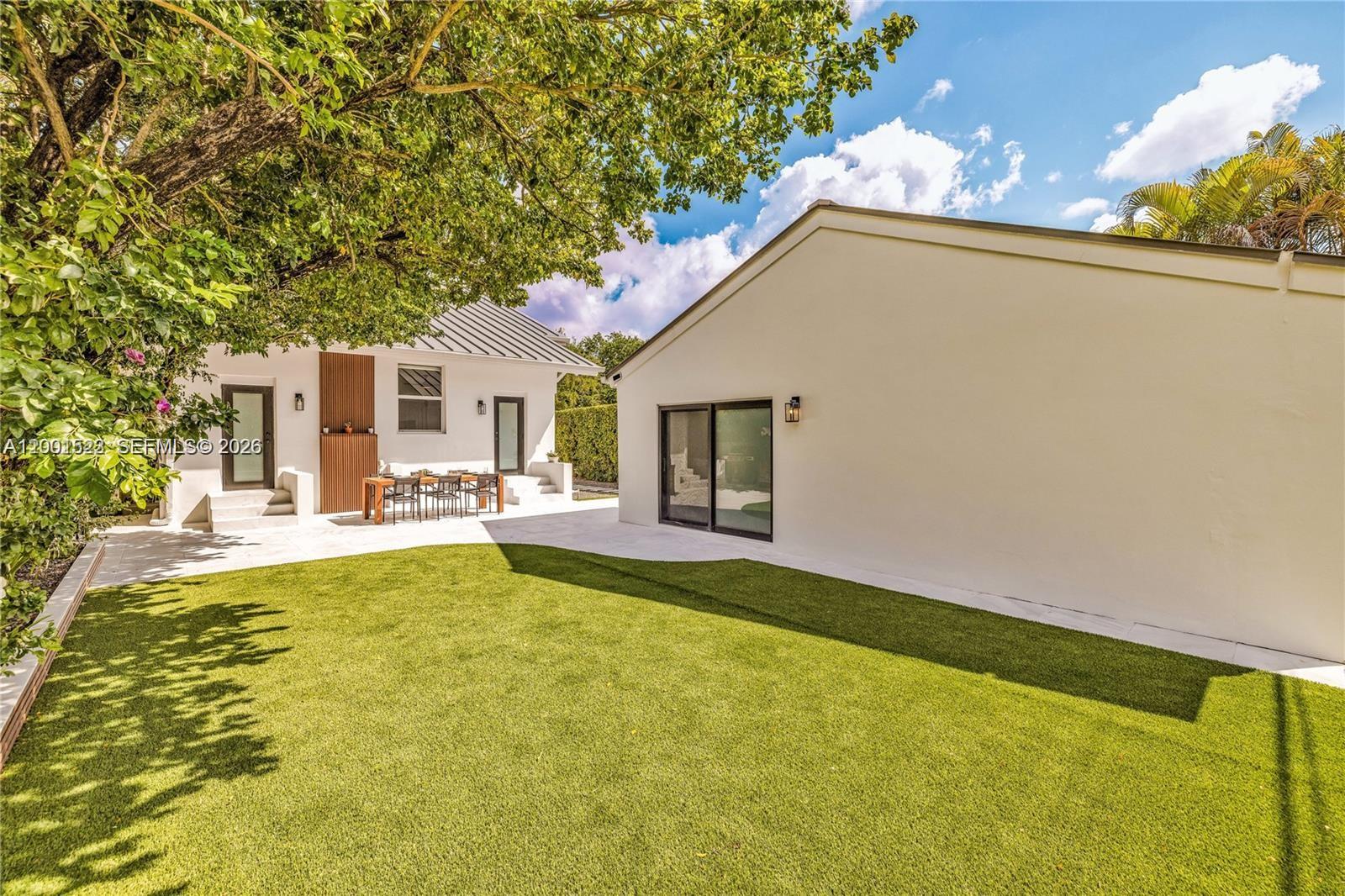 EL PORTAL SEC 7 - Residential Lease