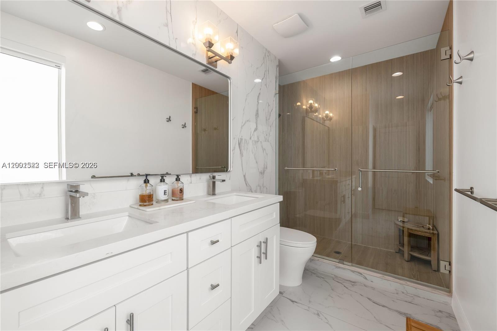 EL PORTAL SEC 7 - Residential Lease