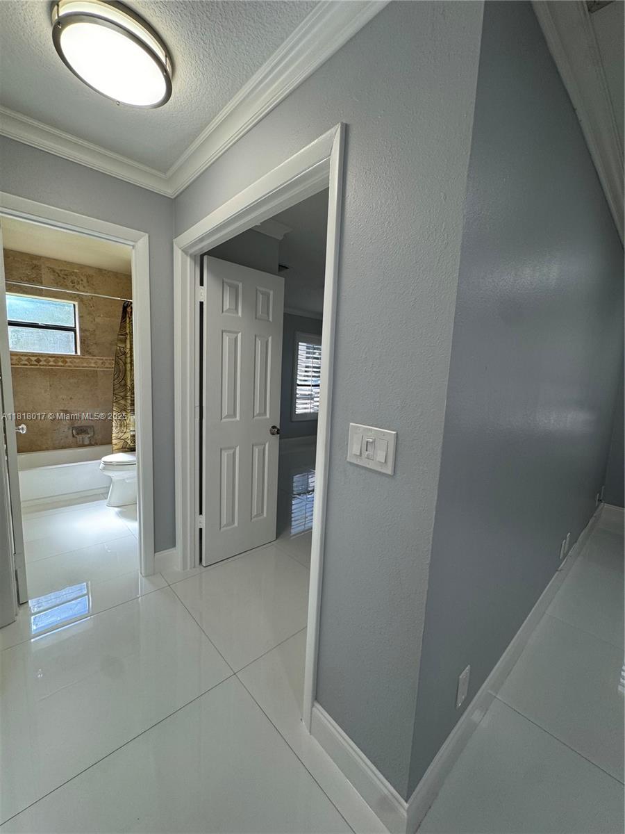 KARANDA VILLAGE V-B CONDO - Residential