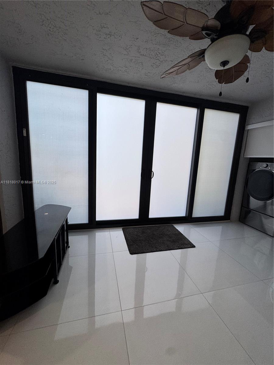 KARANDA VILLAGE V-B CONDO - Residential