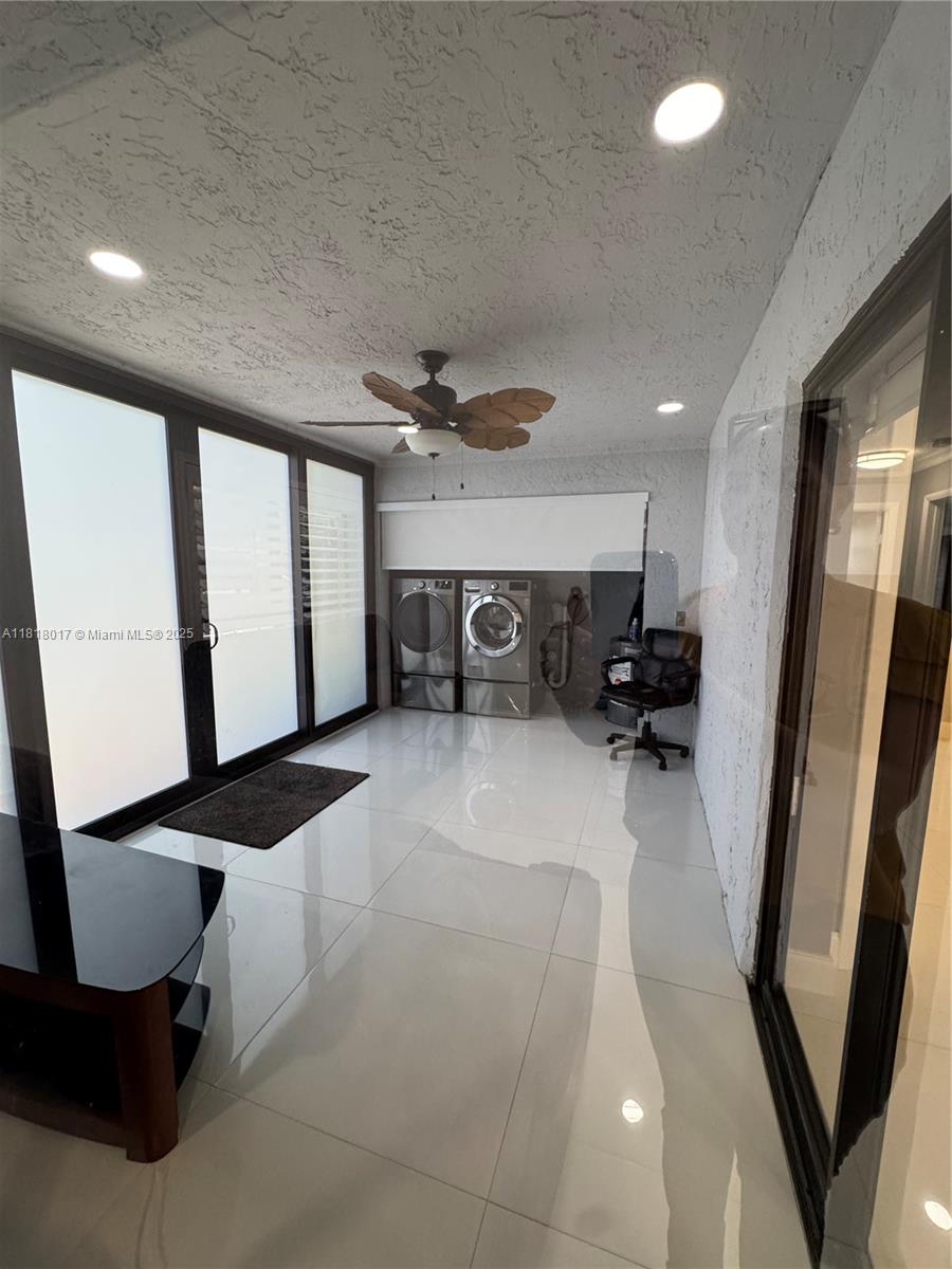 KARANDA VILLAGE V-B CONDO - Residential