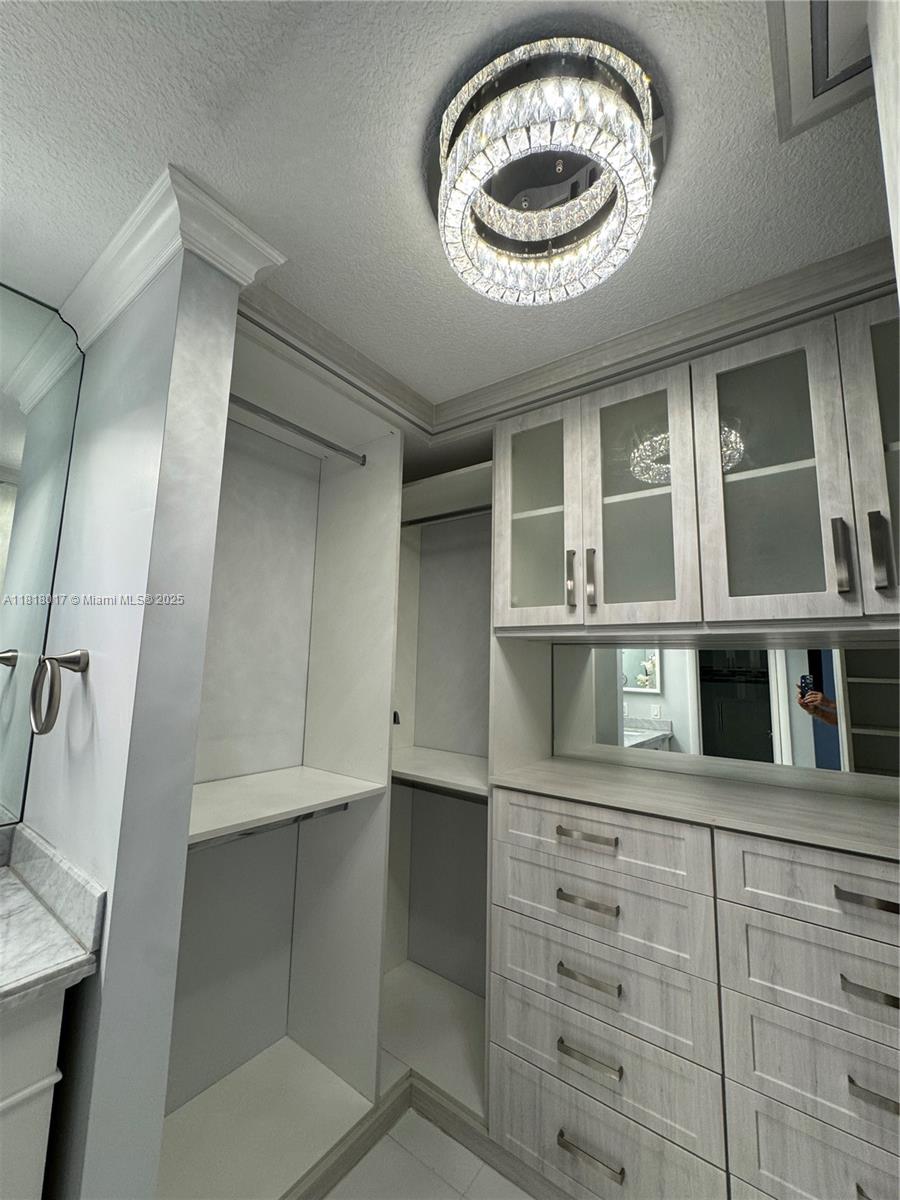 KARANDA VILLAGE V-B CONDO - Residential