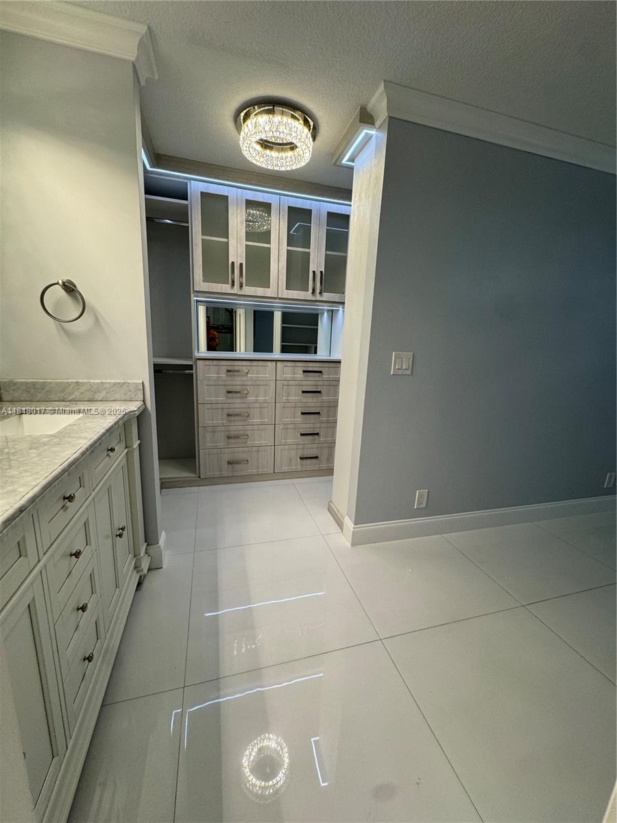 KARANDA VILLAGE V-B CONDO - Residential