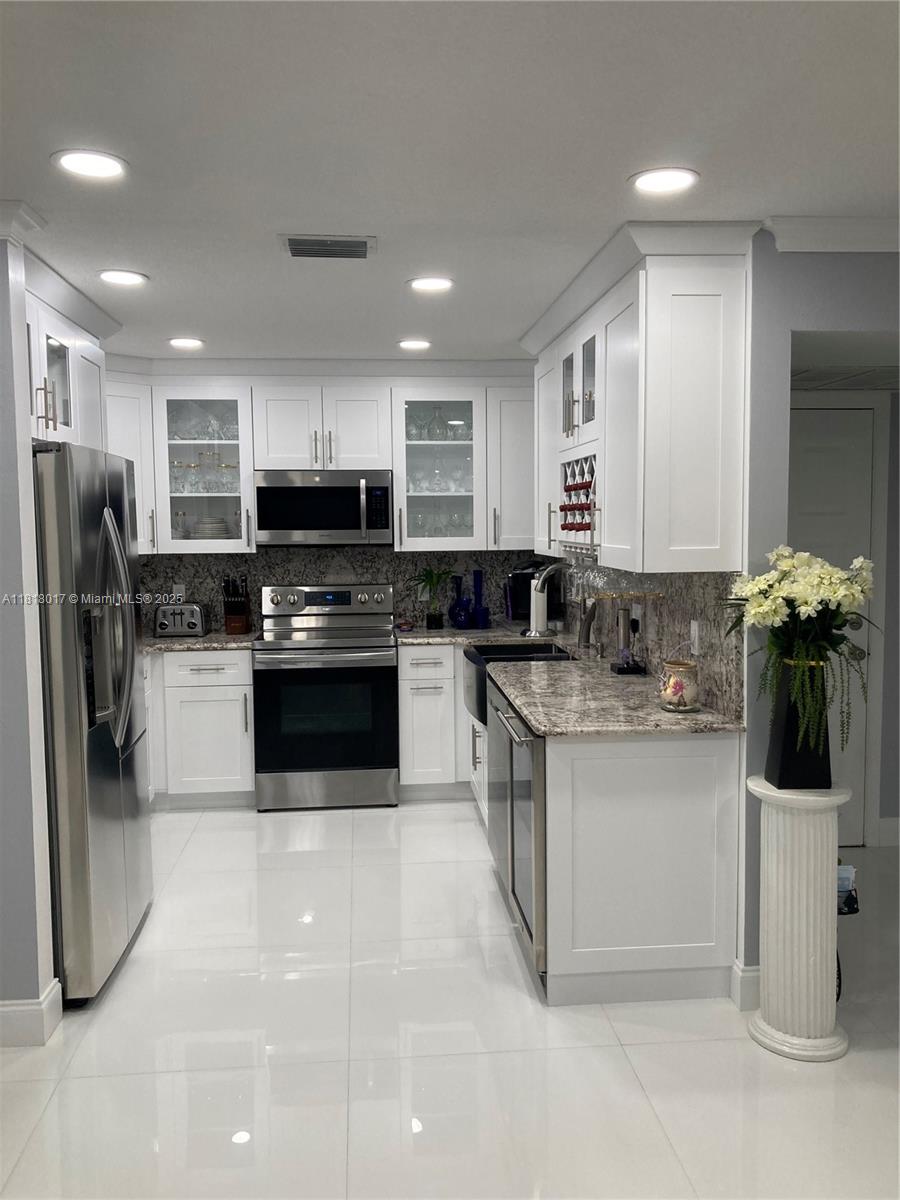 3364 NW 47th Ave 3266