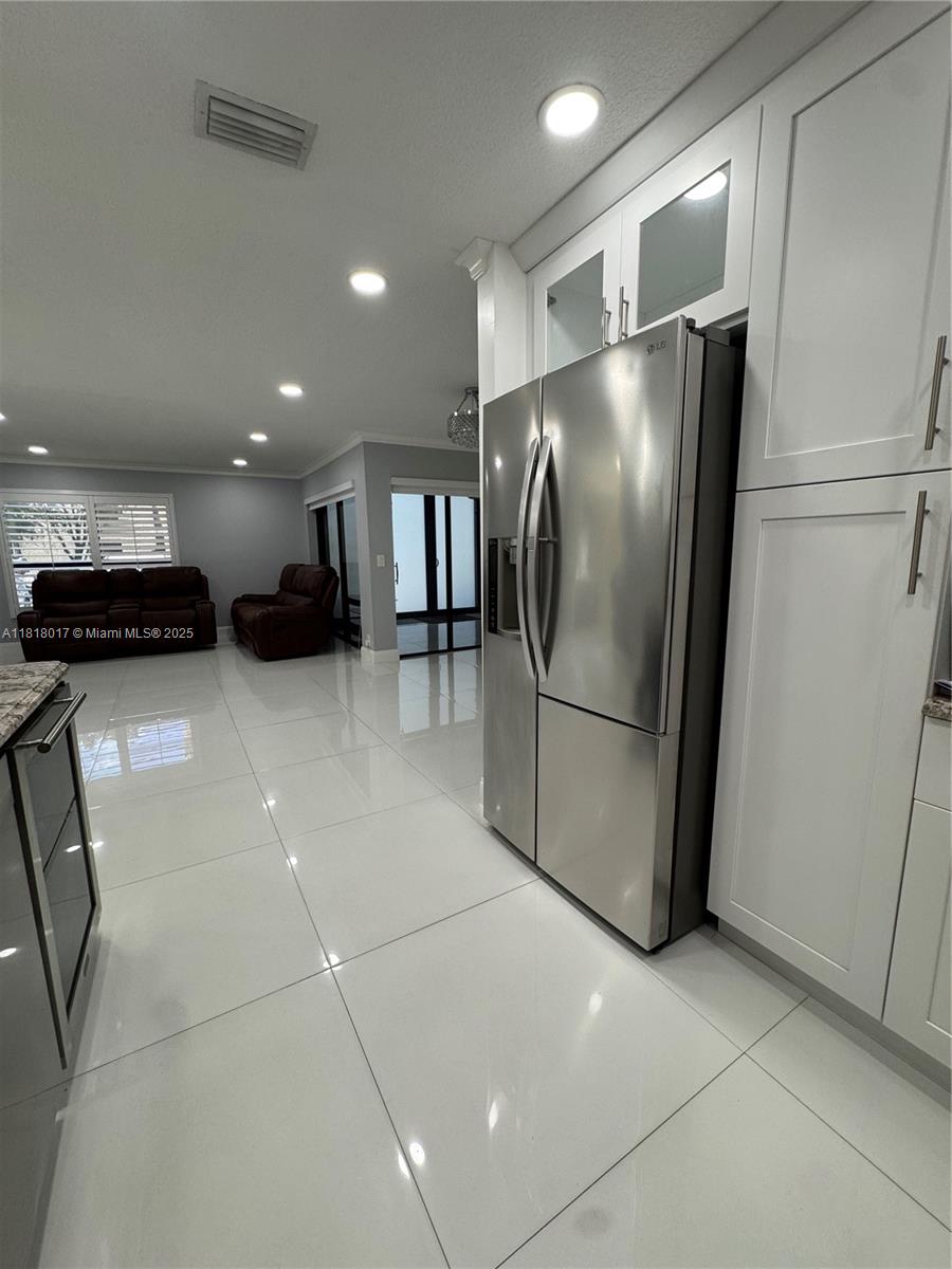 KARANDA VILLAGE V-B CONDO - Residential